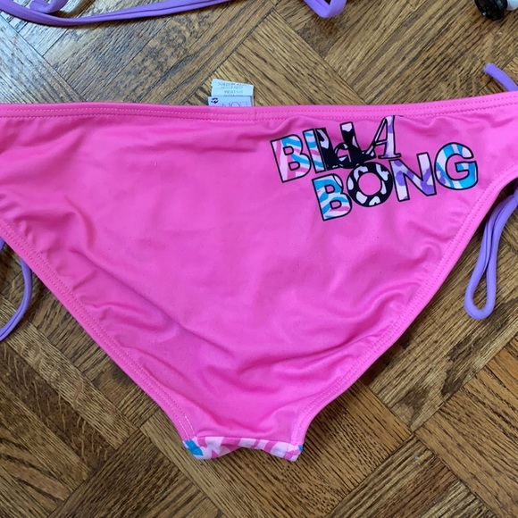 Two piece - Picture 3 of 4